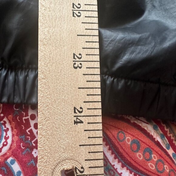 Columbia Sportswear Black Windbreaker Jacket M Gorpcore Normcore Athletic - Picture 7 of 7